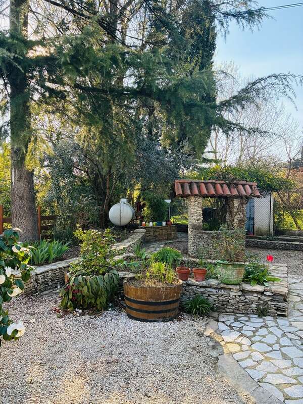 Maison à DURFORT-ET-SAINT-MARTIN-DE-SOSSENAC