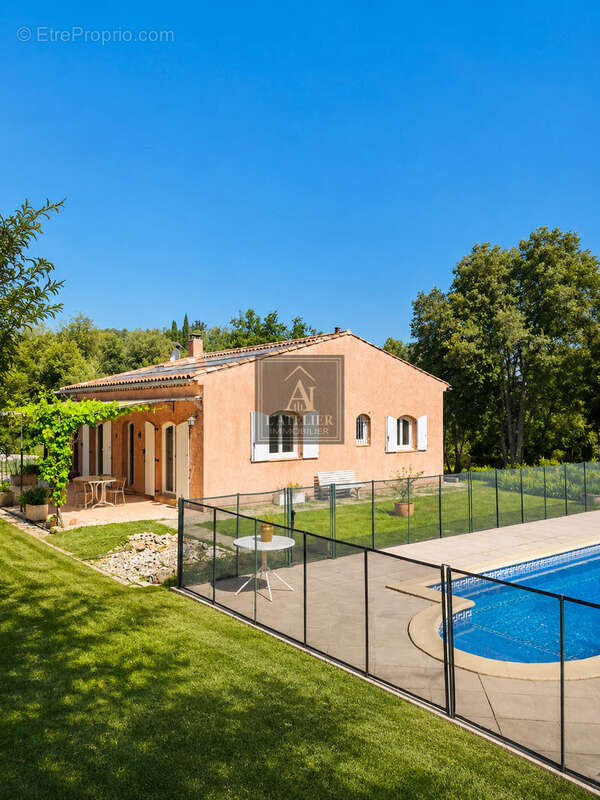 Maison à LORGUES