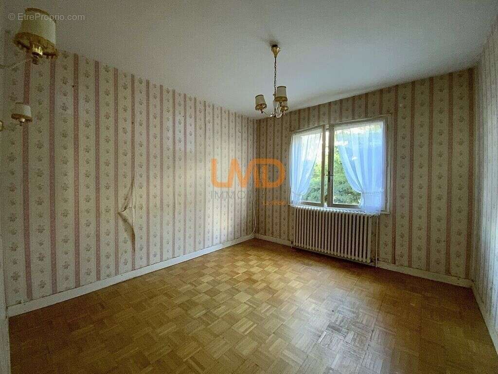 Maison idéale pour famille rêvant d'espace ! Prix Négociable ! - photo 8