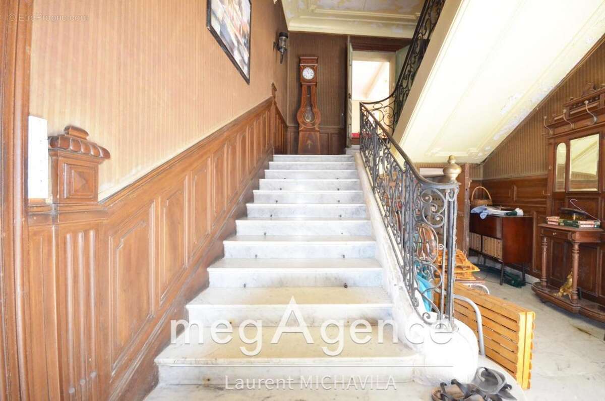 Maison à VILLENEUVE-LES-BEZIERS