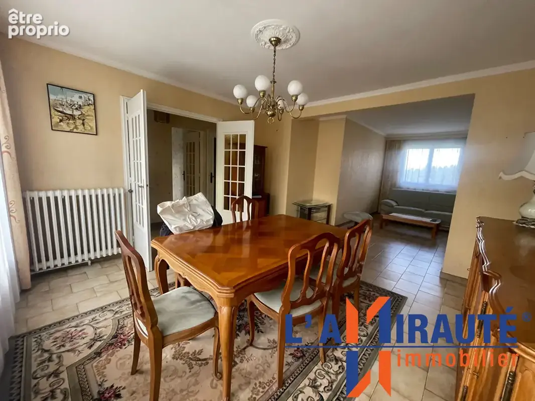 Maison  5 pièce(s) - photo 3