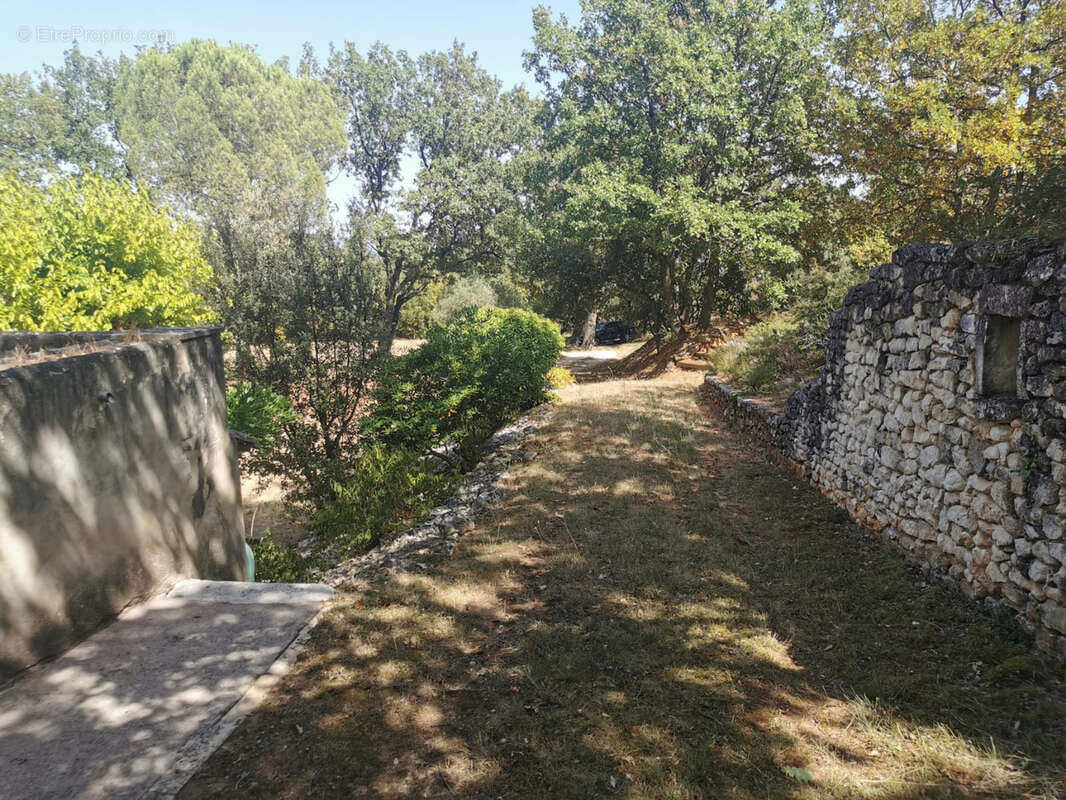 Maison à GRIGNAN