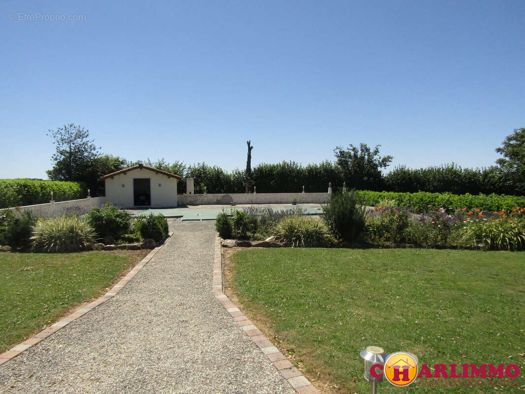 Maison à SAINT-AUVENT