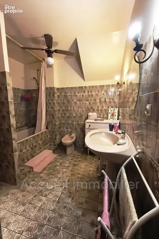 Maison 5 pièces 250 m² à vendre à Le Grau-Du-Roi (30240) - photo 9