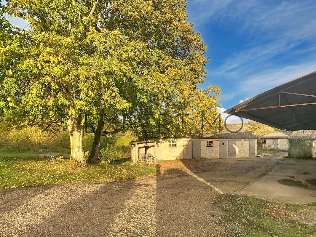 Maison à MONTS-EN-BESSIN