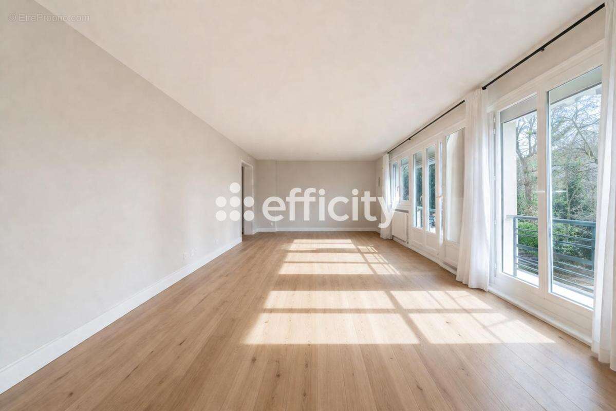 Appartement à SEVRES