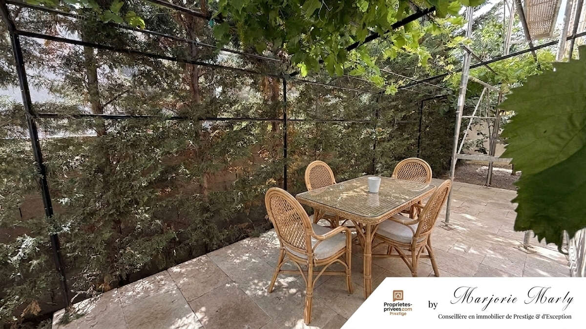 Maison à LEZIGNAN-CORBIERES