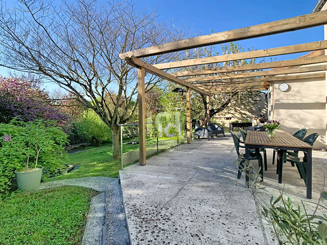 Maison à LA ROMAGNE