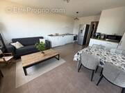 Appartement à BEAUZELLE