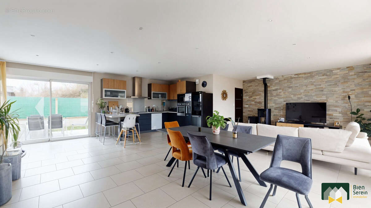 Maison à POISVILLIERS