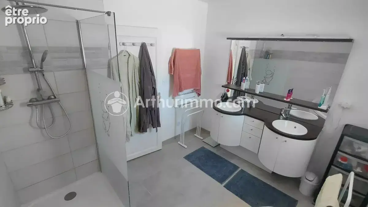 Plain-pied avec piscine - 4 ch 125 m² - photo 16