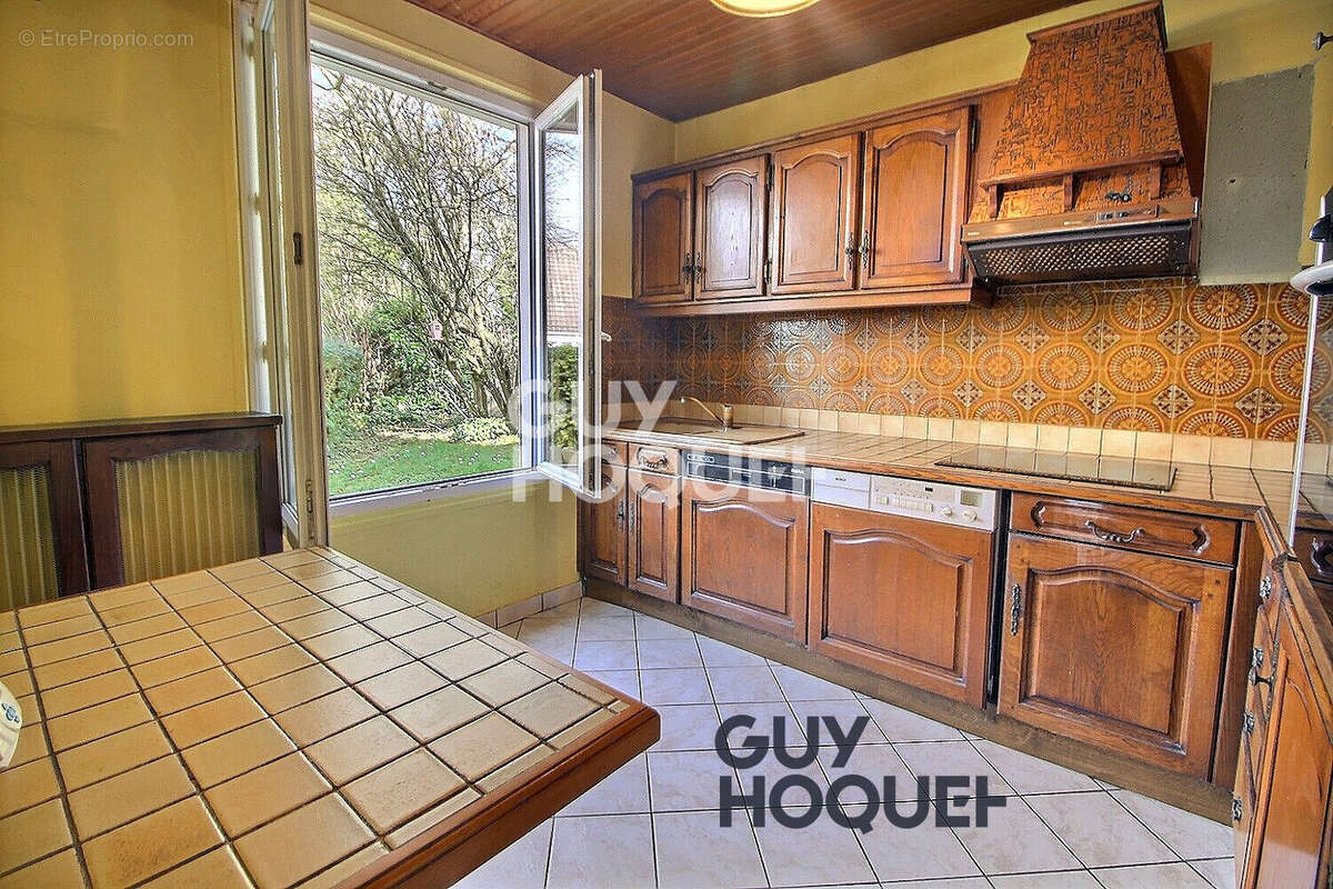 Maison à LIMEIL-BREVANNES