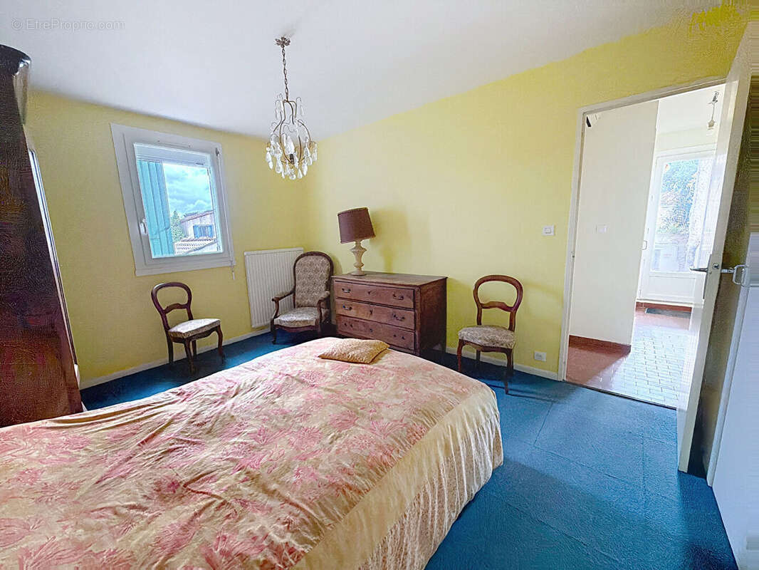 Maison à LES ANGLES