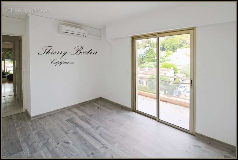 Appartement à MANDELIEU-LA-NAPOULE