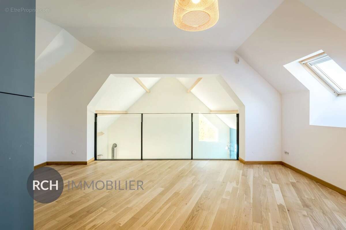 Maison à MONTFORT-L'AMAURY