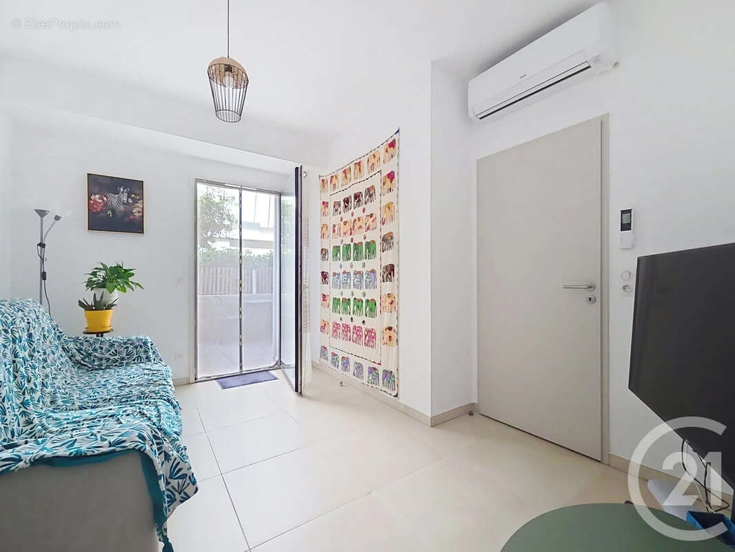 Appartement 75 m² à Sete  - photo 4