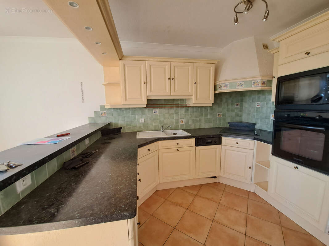 Appartement à HYERES