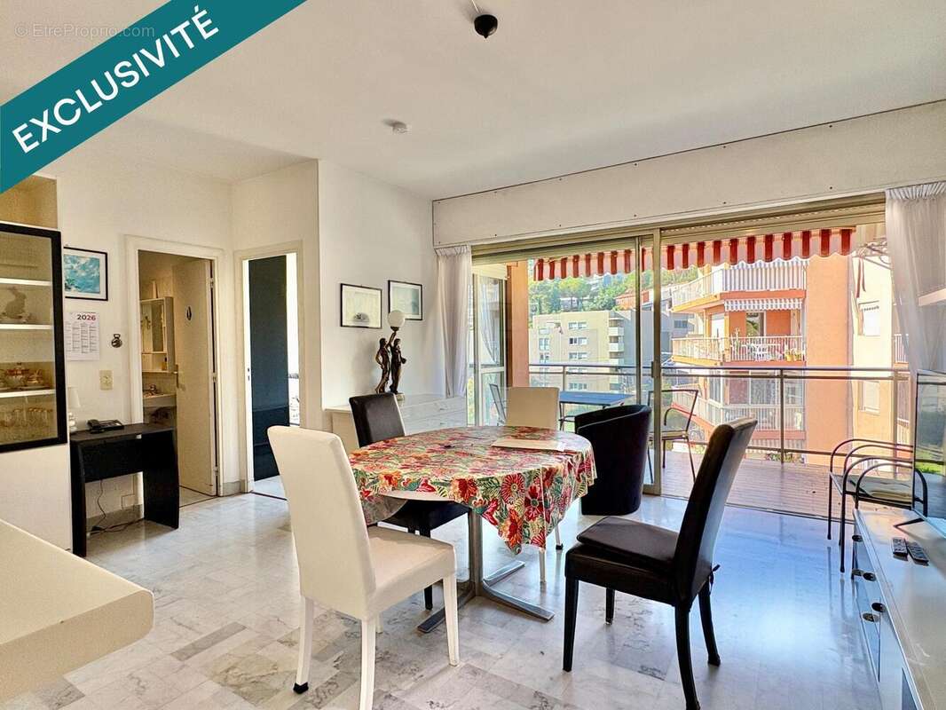 Photo 2 - Appartement à ROQUEBRUNE-CAP-MARTIN