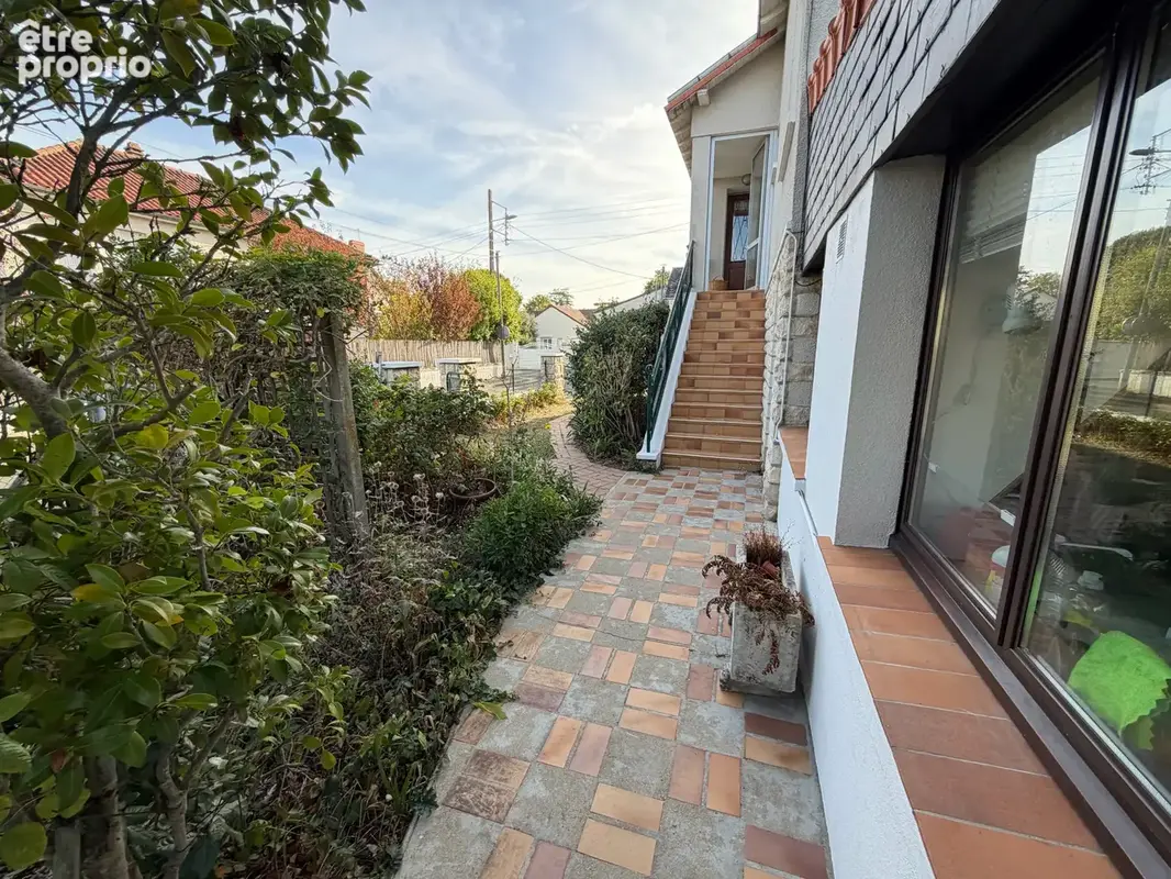 Maison 4 chambres - garage - terrain - photo 25