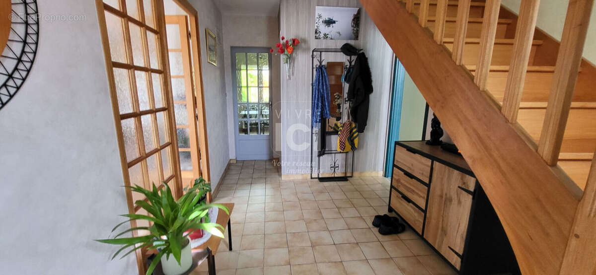 Maison à SAINTE-LUCE-SUR-LOIRE