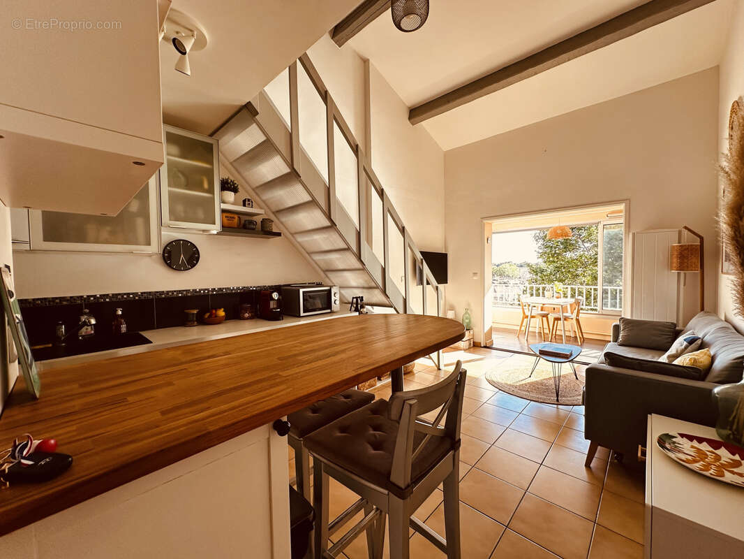 Appartement à SIX-FOURS-LES-PLAGES