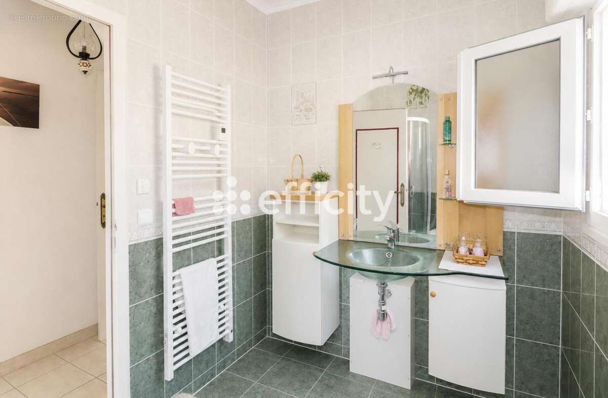 Maison 154 m² à Meschers-Sur-Gironde  - photo 13