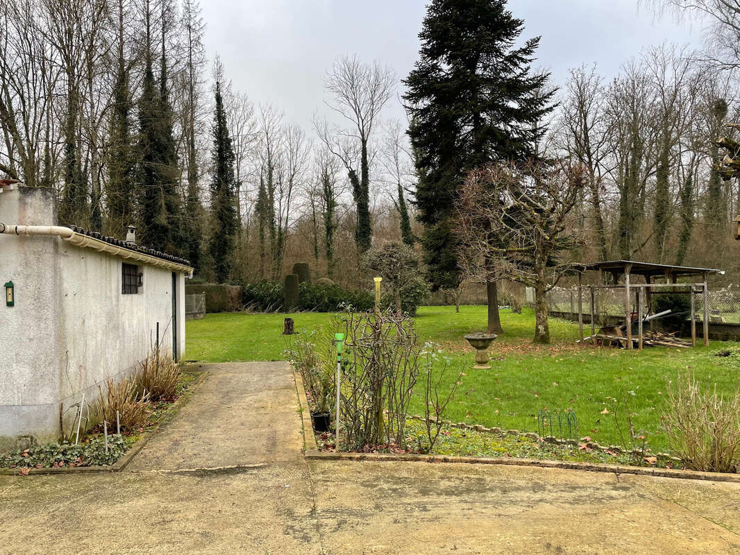 Maison à JOUY-SUR-MORIN