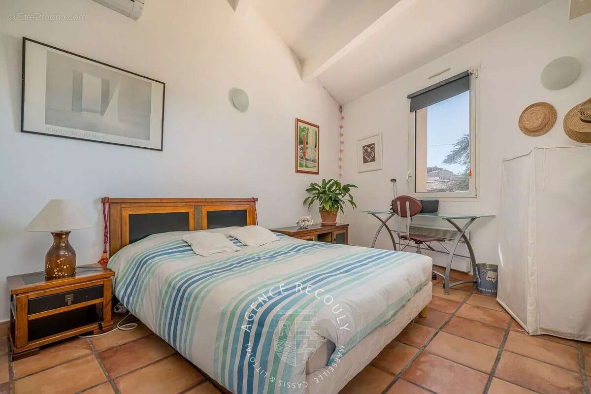 Maison à MARSEILLE-7E