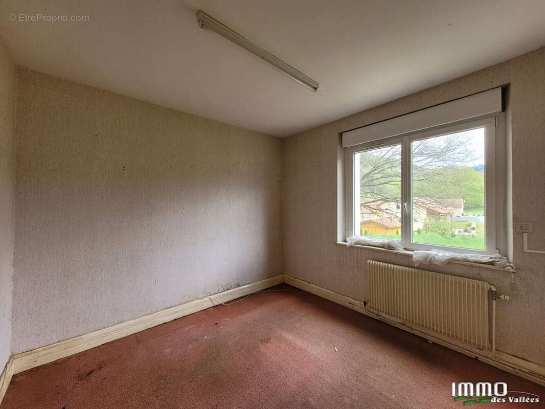 Maison à FRESSE-SUR-MOSELLE