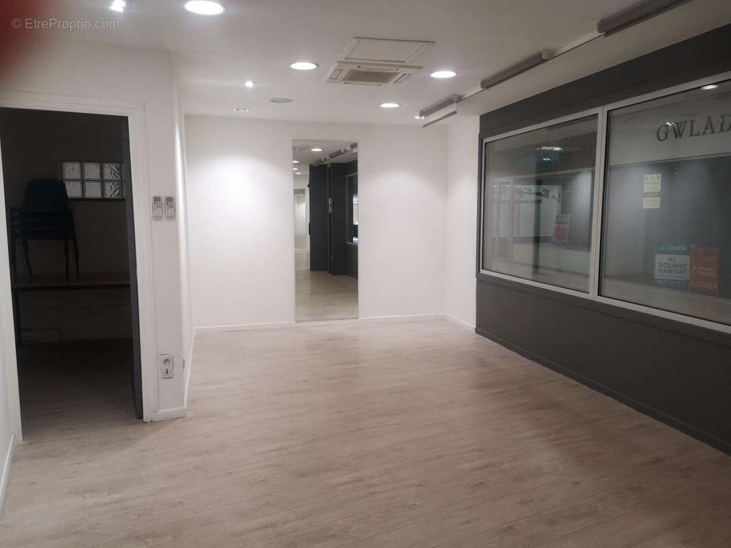 Commerce 72 m² à Cambrai  - photo 5