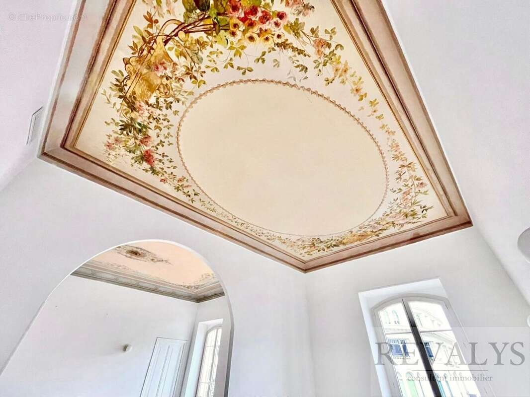 Alpes maritimes (06) - nice jean medecin - a vendre centre ville appartement bourgeois 160m2 renove 160m2 - photo 3