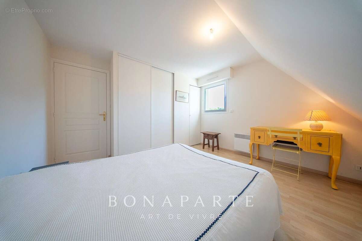 Golfe du morbihan, locmariaquer : maison 4 chambres, jardin paysagé de 975 m², le golfe à 300 m à pied - photo 15