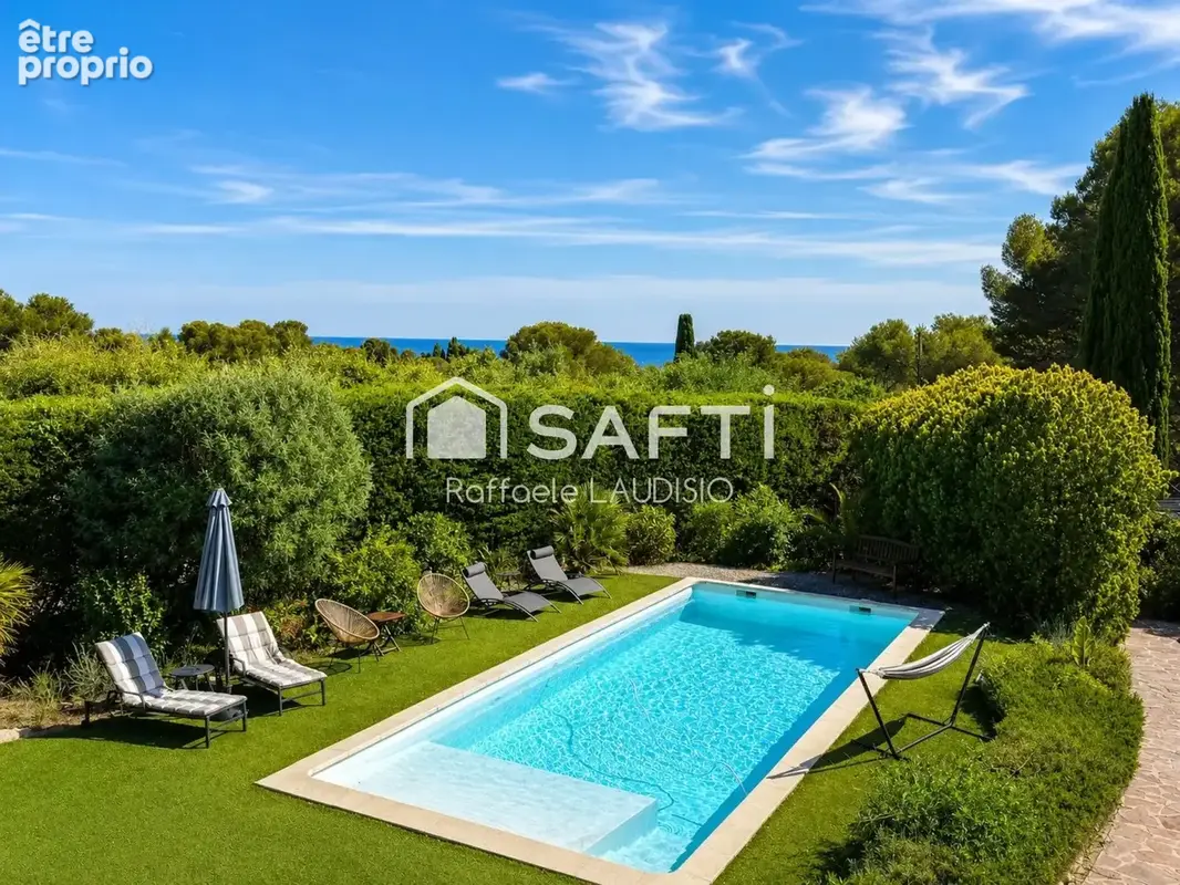 Photo 1 - Maison à SAINT-RAPHAEL