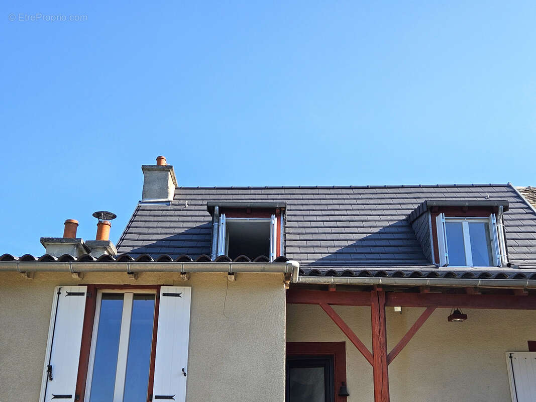 Maison rénovée avec grand jardin aménagé et garage, située dans le centre ville de Baraqueville - photo 34