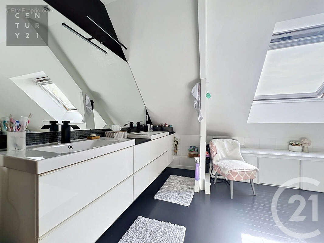 Maison 150 m² à Barberey-Saint-Sulpice  - photo 9
