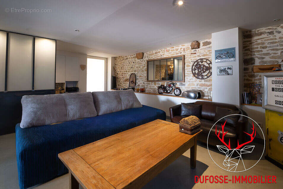 Villefranche -sur-Saône-Maison à Vendre -3 chambres -piscine - photo 3