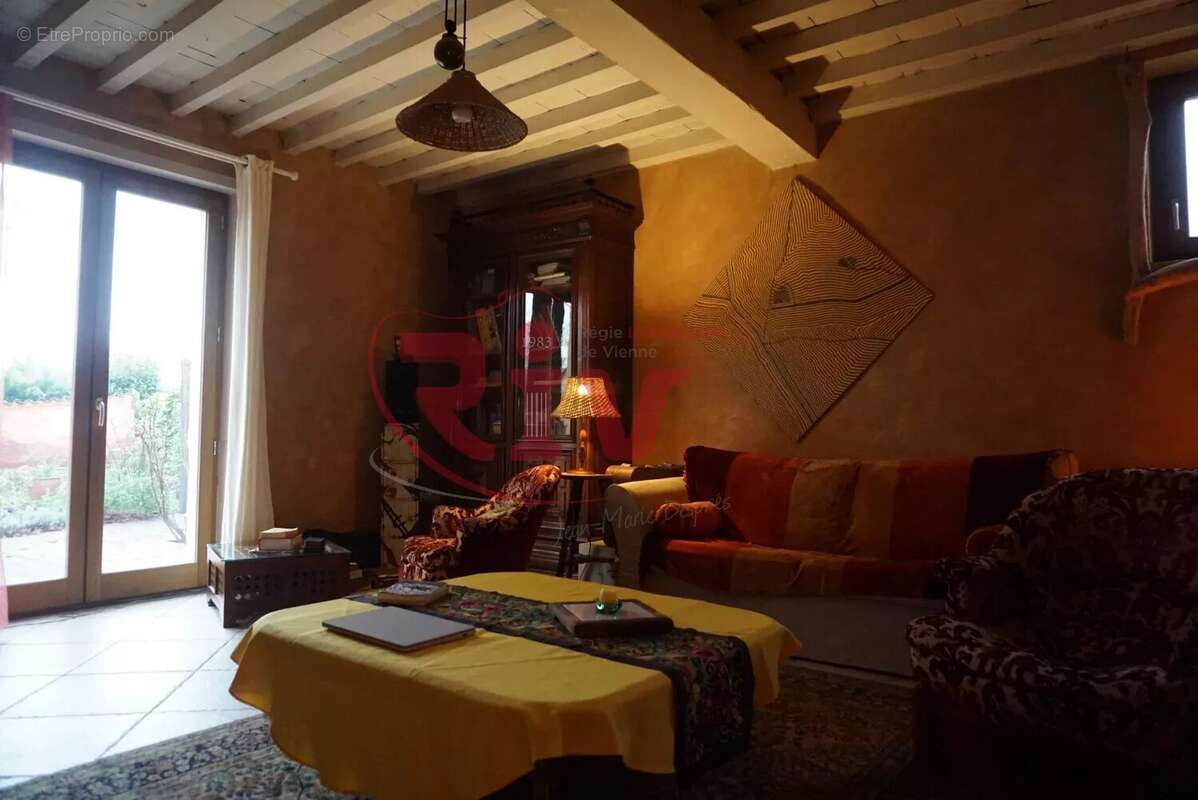 Maison à CHONAS-L&#039;AMBALLAN