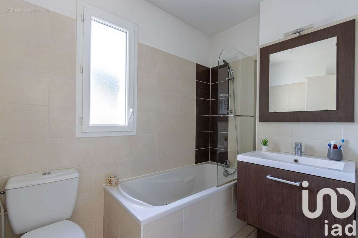 Photo 8 - Appartement à SARTROUVILLE