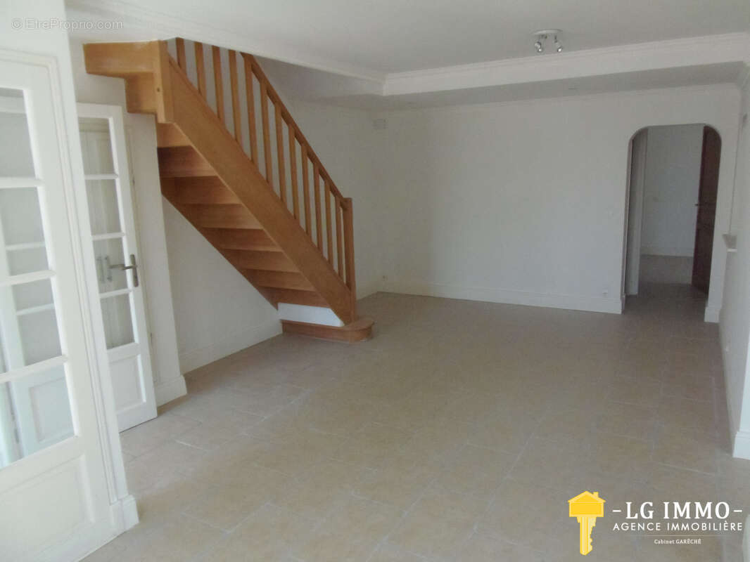 Appartement à MORTAGNE-SUR-GIRONDE