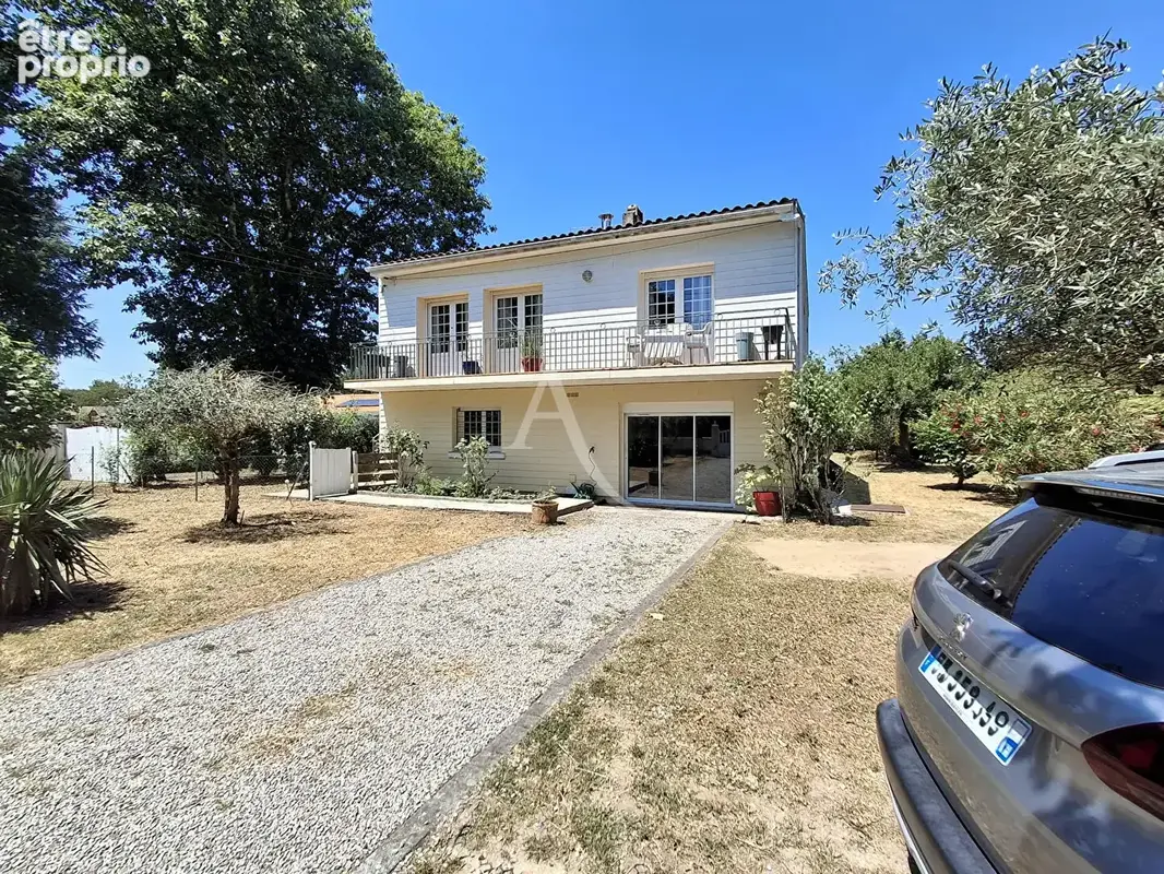 Maison à SAINTES
