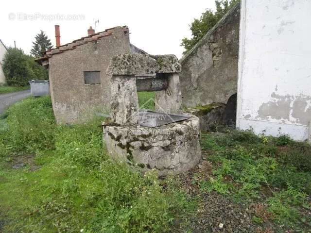 Maison à VARENNES-SUR-ALLIER