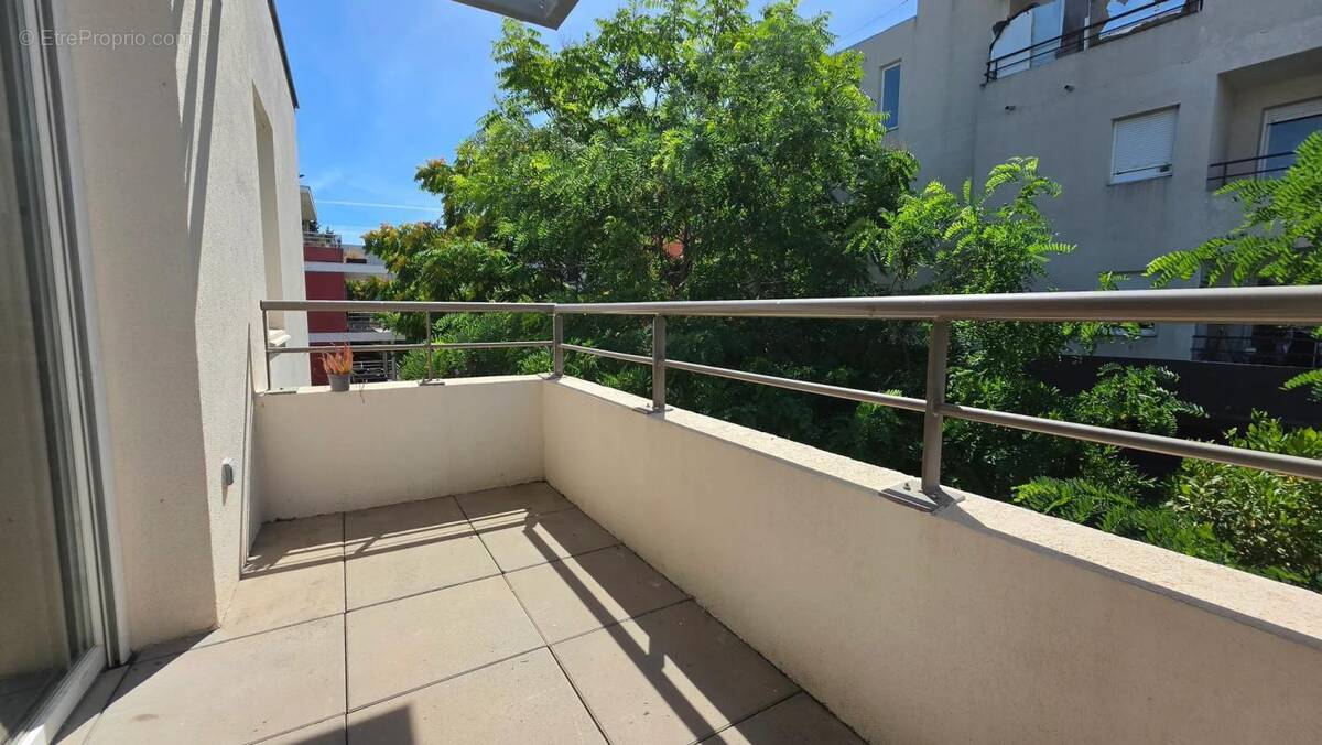 Appartement à CASTELNAU-LE-LEZ