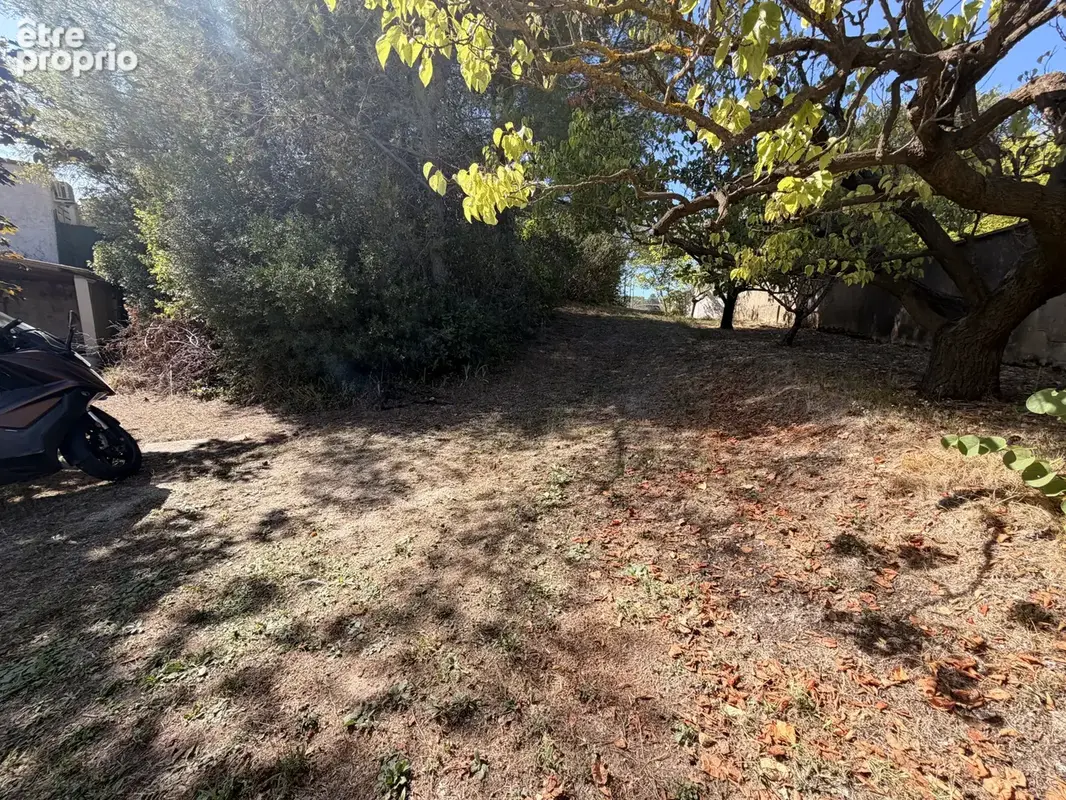 La BOUILLADISSE, terrain de 560m2 - photo 3
