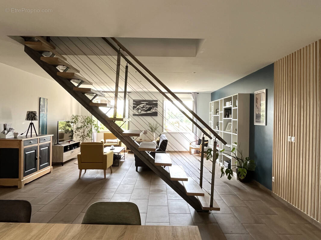 Appartement à LE BOIS-D'OINGT