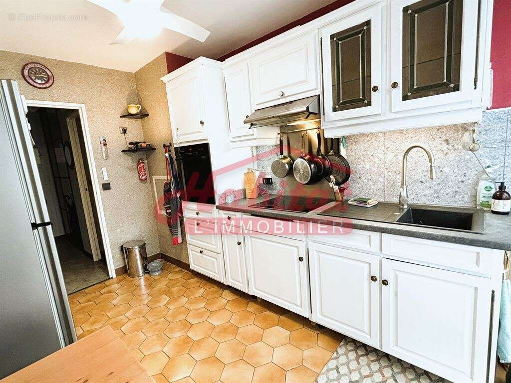 Appartement + cave + box - photo 4