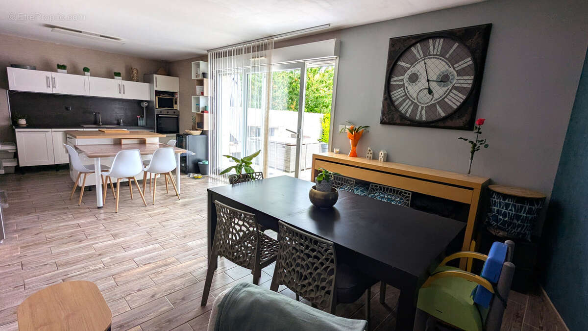 Maison à PAGNEY-DERRIERE-BARINE