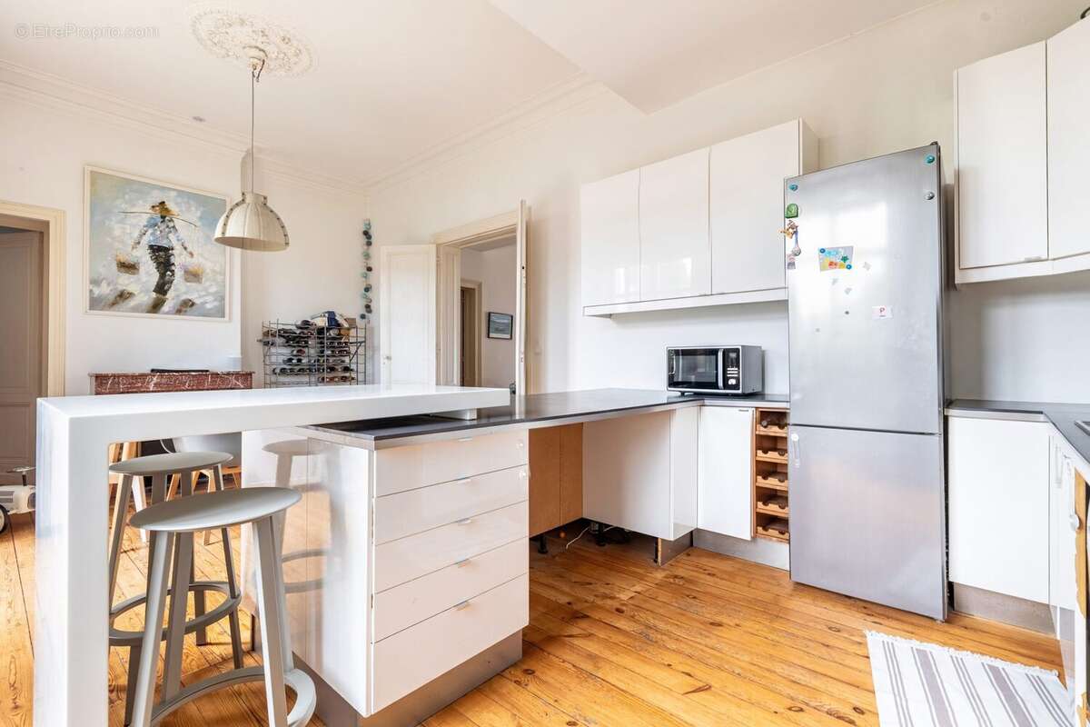Appartement à BORDEAUX
