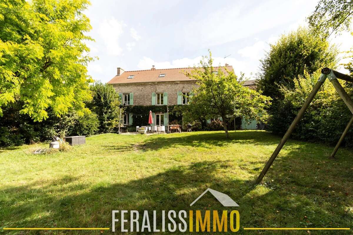Maison à AVERNES