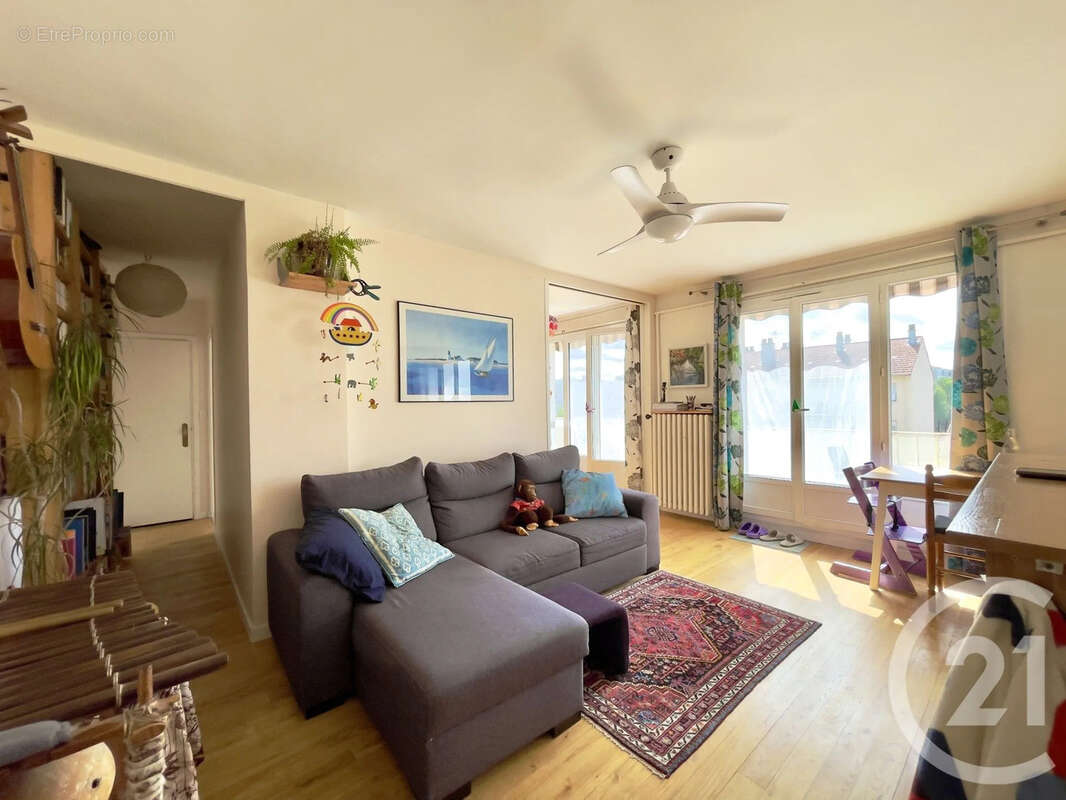 Appartement à VILLEURBANNE