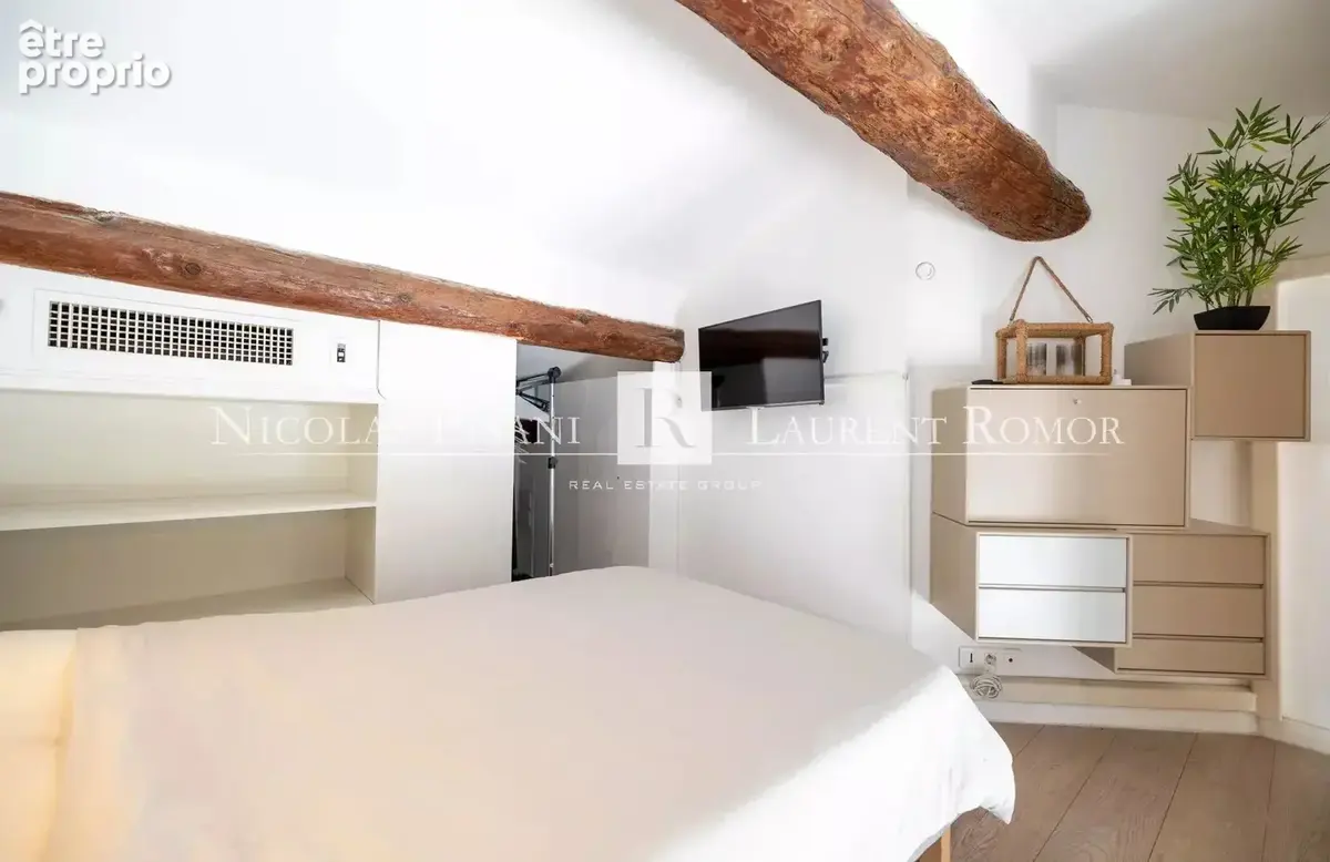 Exclusivité- villefranche-sur-mer – dernier étage – loft - vue sur la presqu’île - photo 4